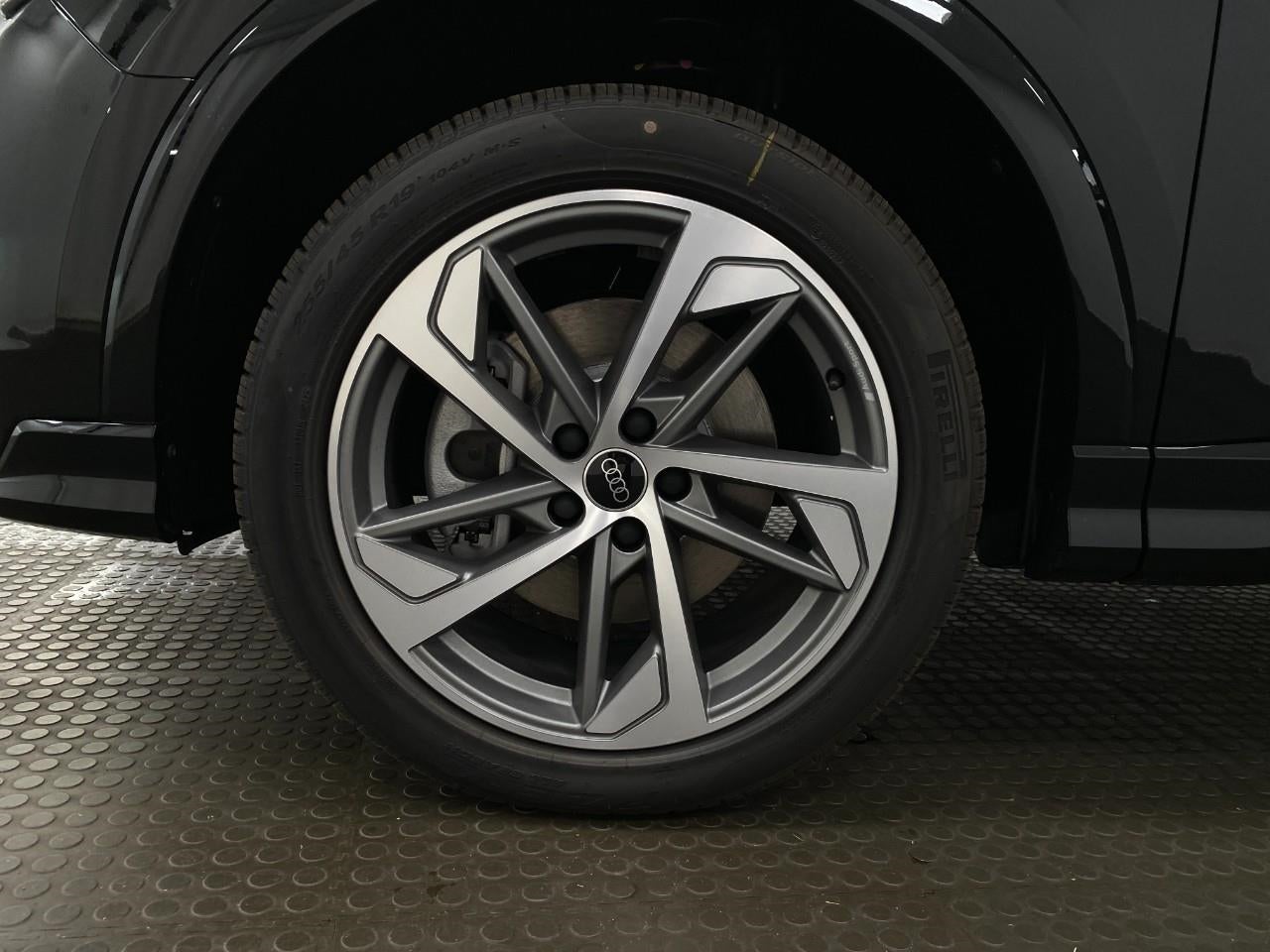 2025 Audi Q3 S line Premium 45 TFSI quattro