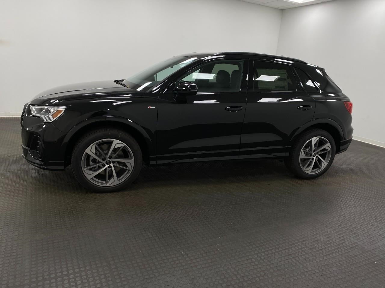 2025 Audi Q3 S line Premium 45 TFSI quattro