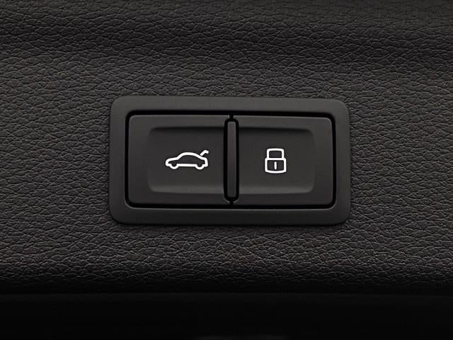 2025 Audi Q3 S line Premium Plus 45 TFSI quattro