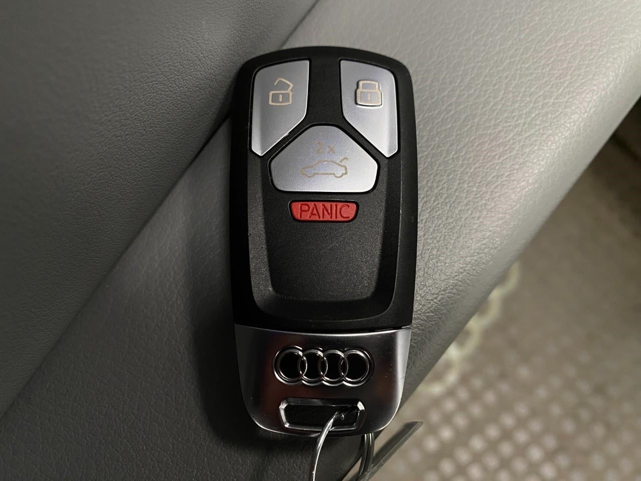 2022 Audi Q5 S line Premium 45 TFSI quattro