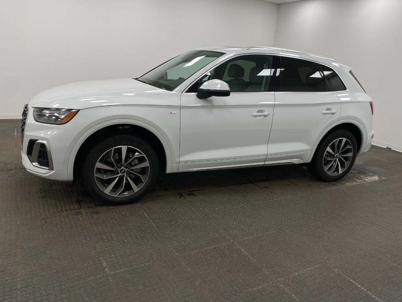 2022 Audi Q5 S line Premium 45 TFSI quattro