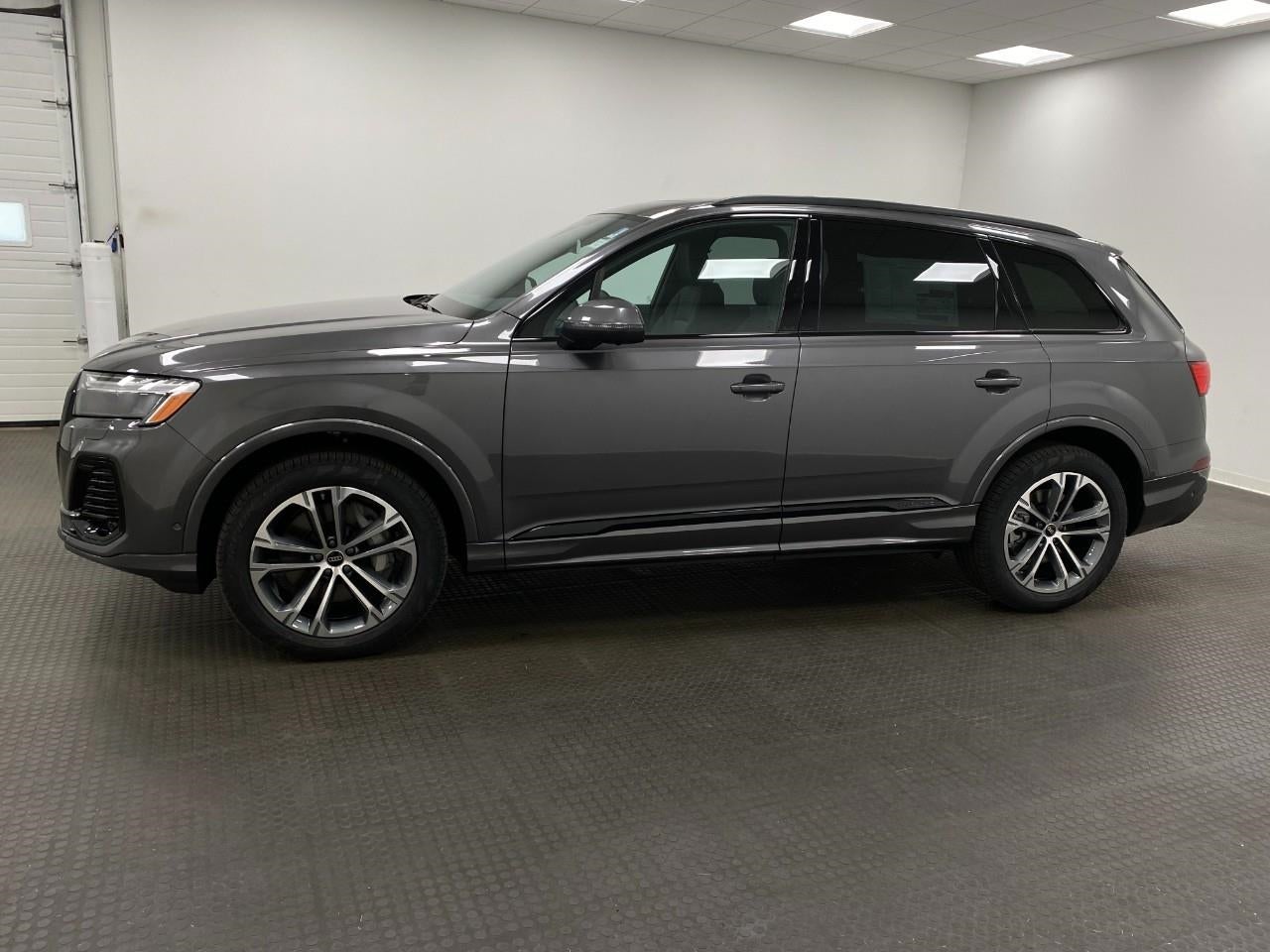 2026 Audi Q7 Premium Plus 45 quattro