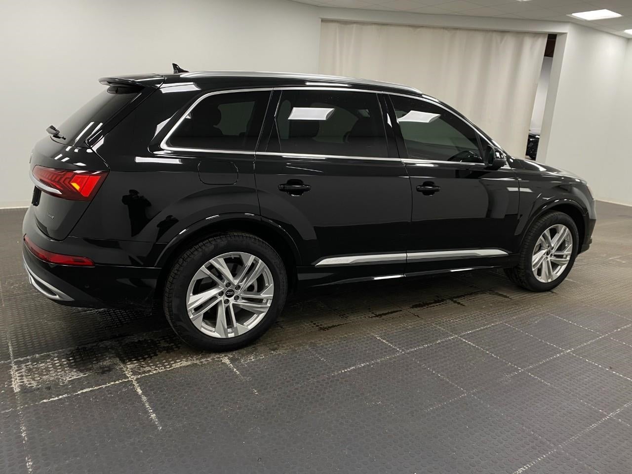 2023 Audi Q7 Premium Plus 45 TFSI quattro