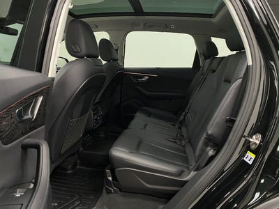 2023 Audi Q7 Premium Plus 45 TFSI quattro