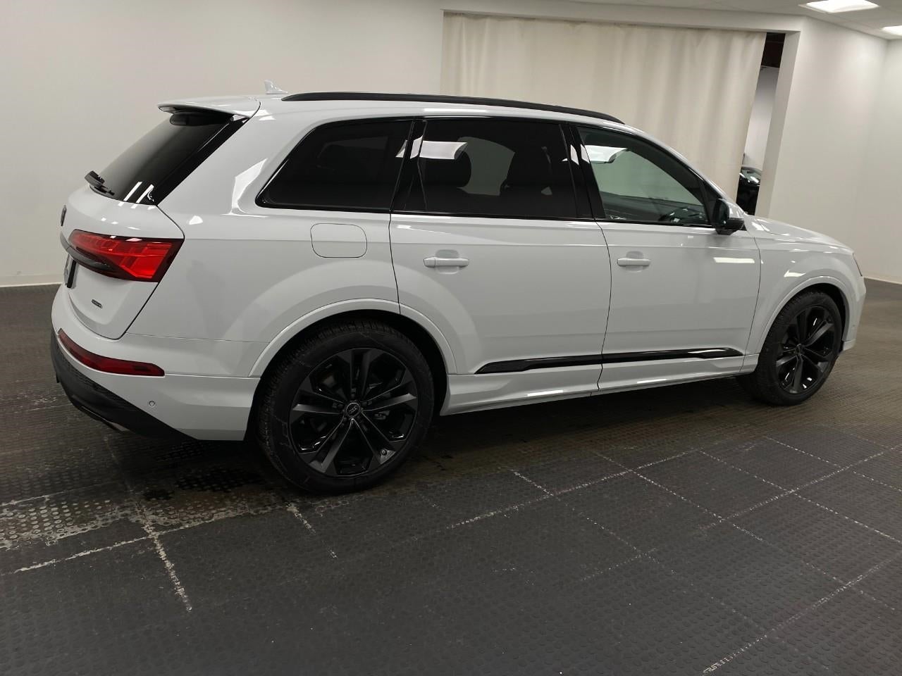 2026 Audi Q7 Premium Plus 55 quattro