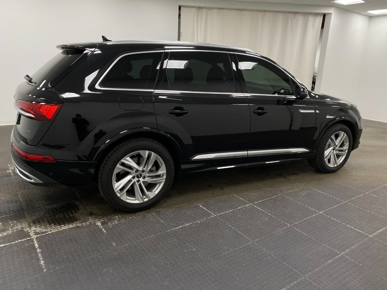 2023 Audi Q7 Prestige 55 TFSI quattro