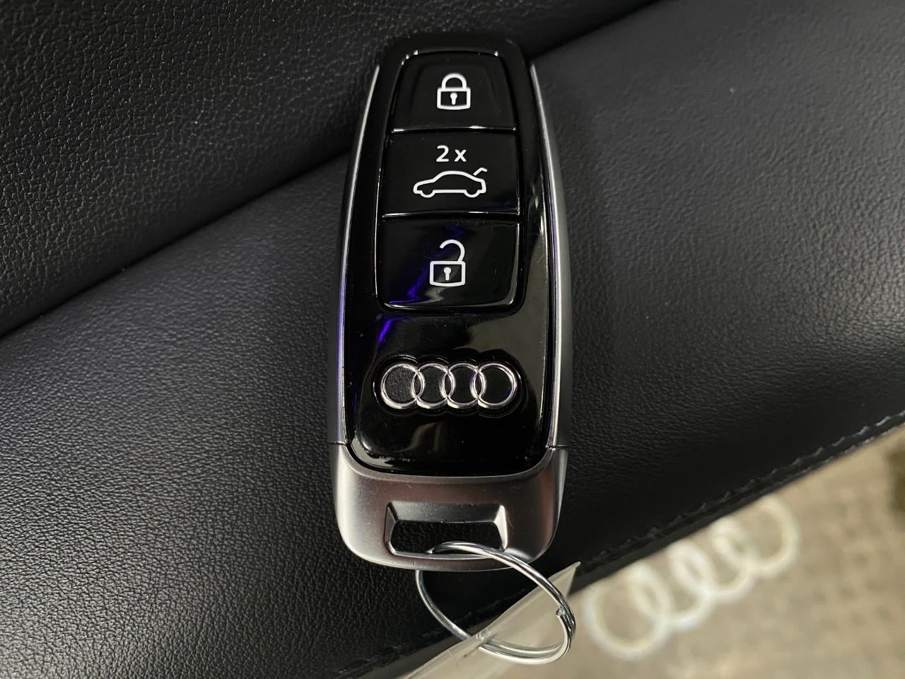 2023 Audi Q7 Prestige 55 TFSI quattro