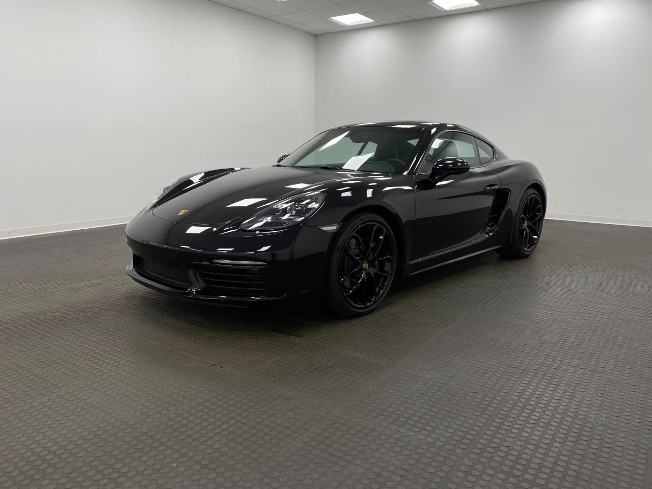 2025 Porsche 718 Cayman Coupe