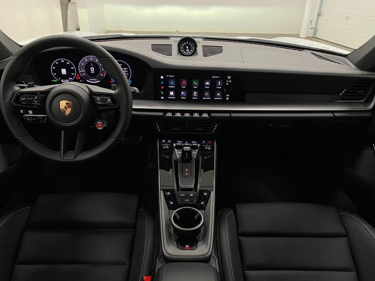 2025 Porsche 911 Carrera