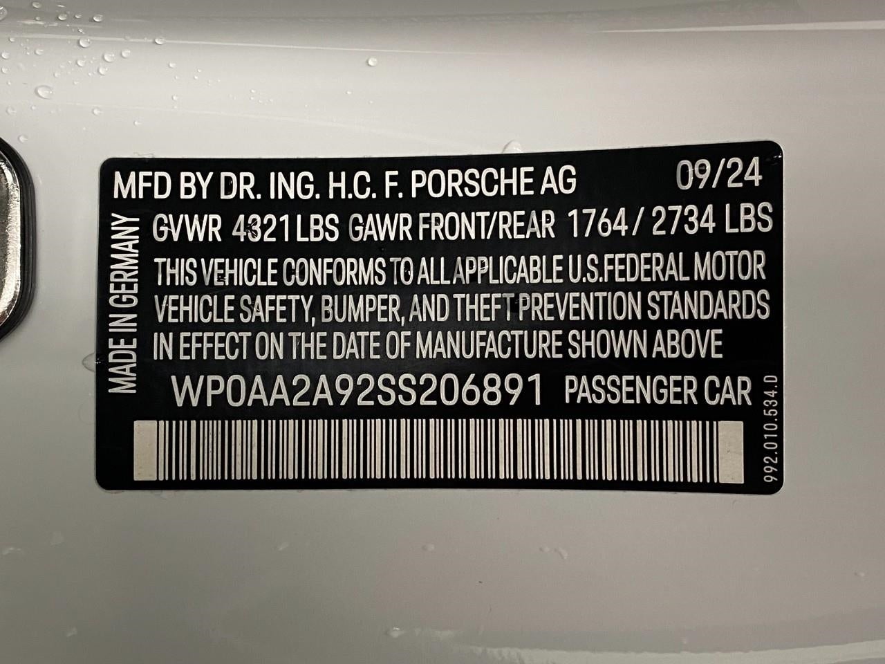 2025 Porsche 911 Carrera