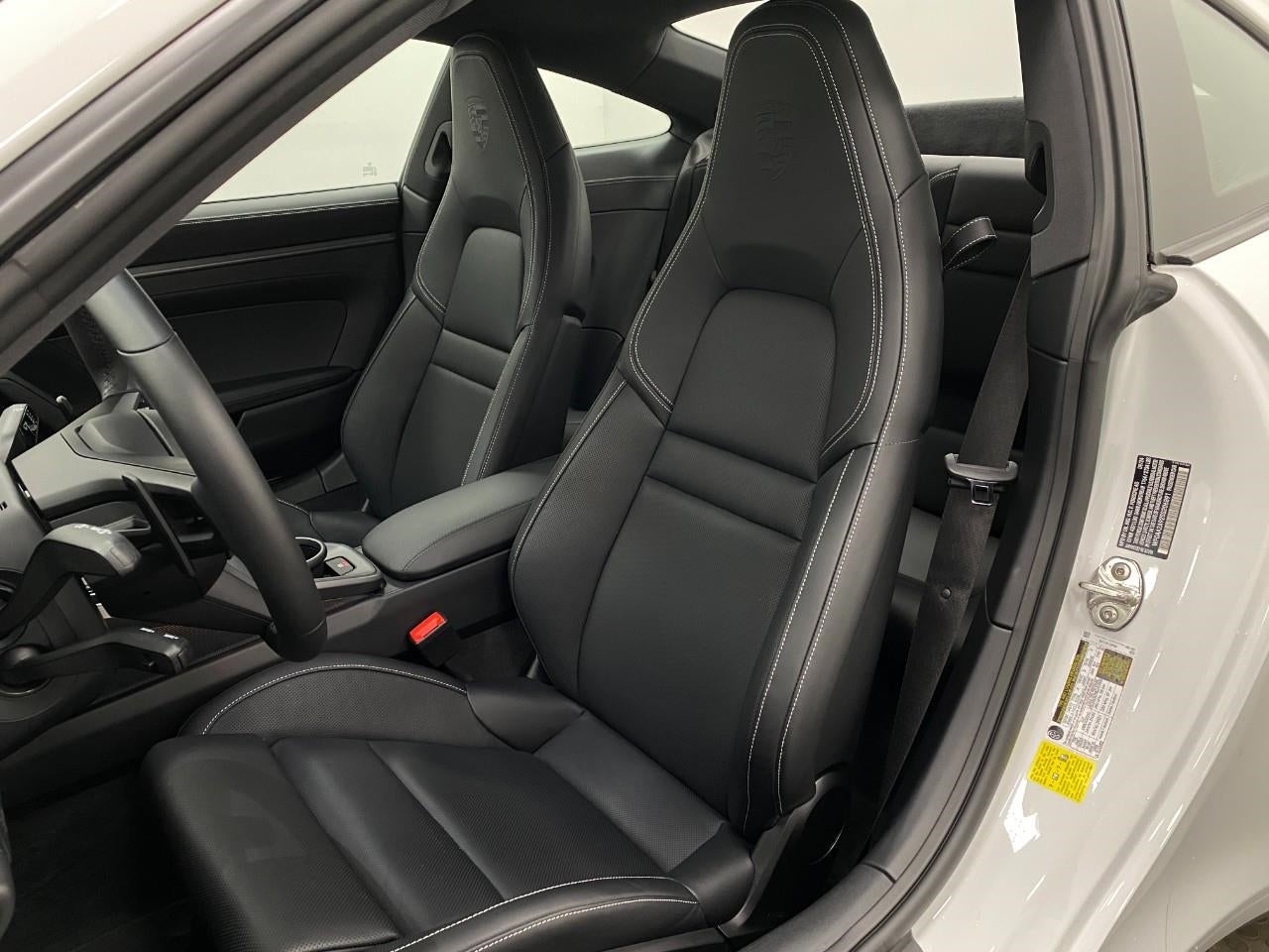 2025 Porsche 911 Carrera