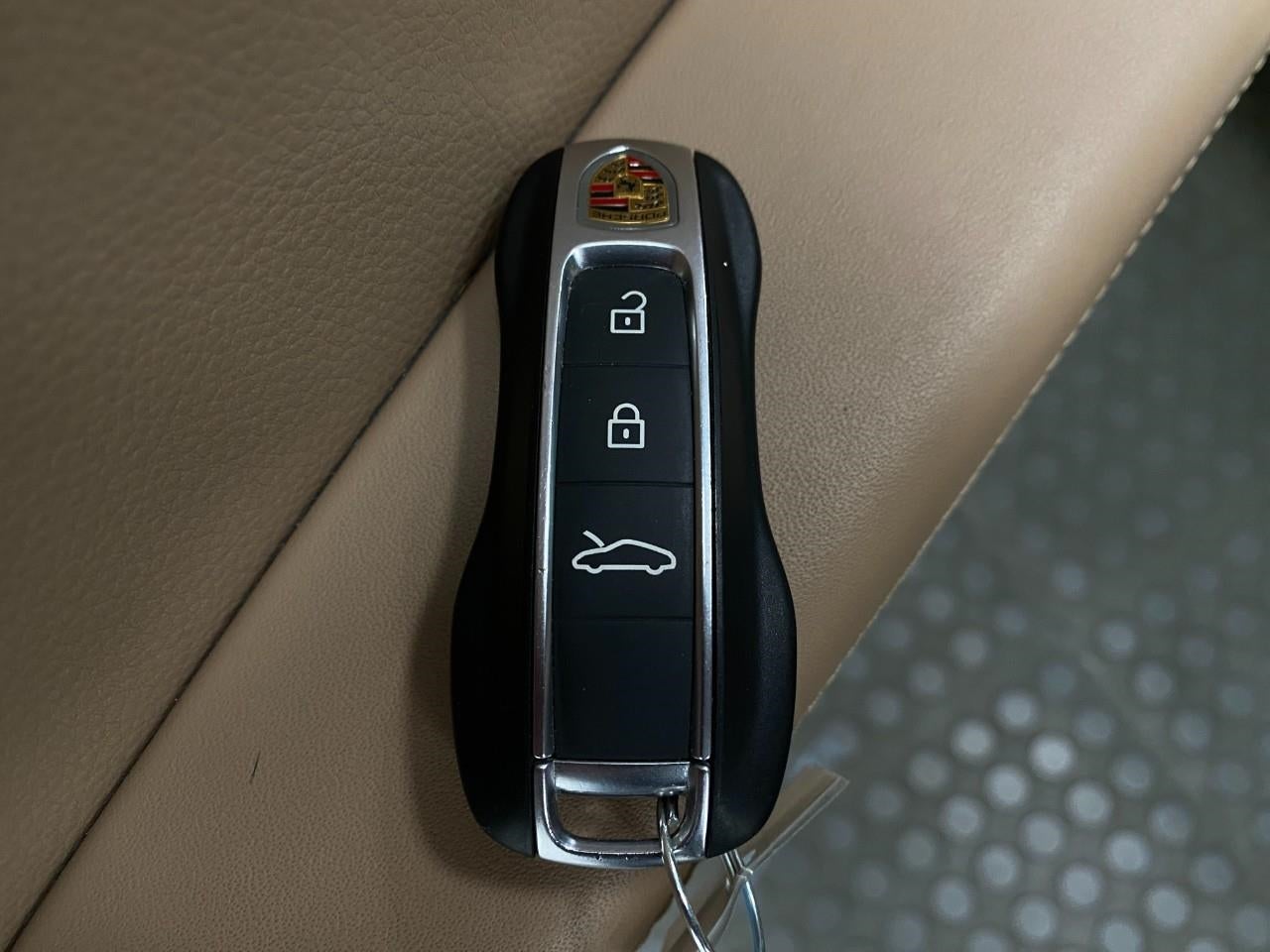 2022 Porsche 911 Carrera