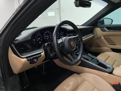 2022 Porsche 911 Carrera