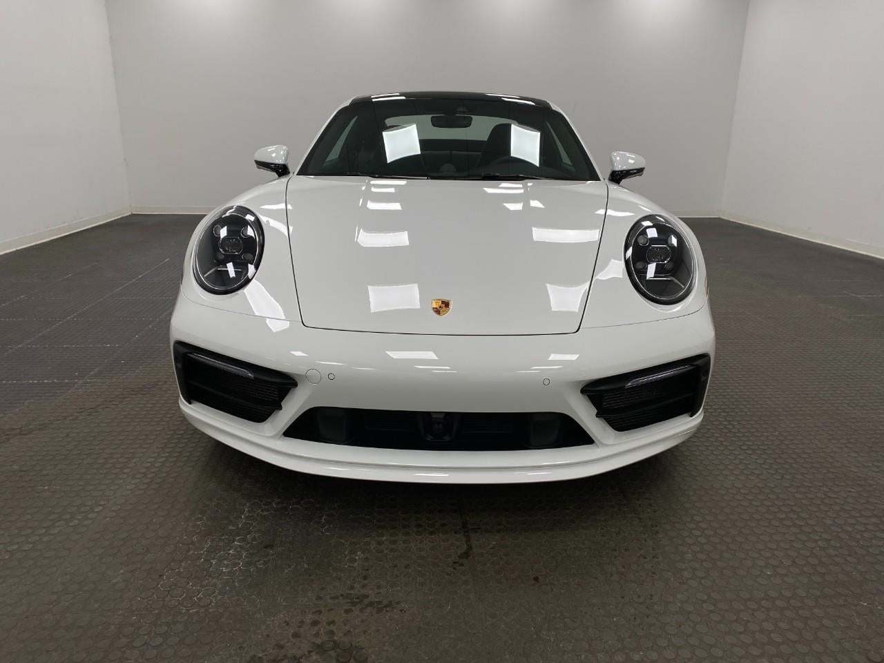 2024 Porsche 911 Carrera