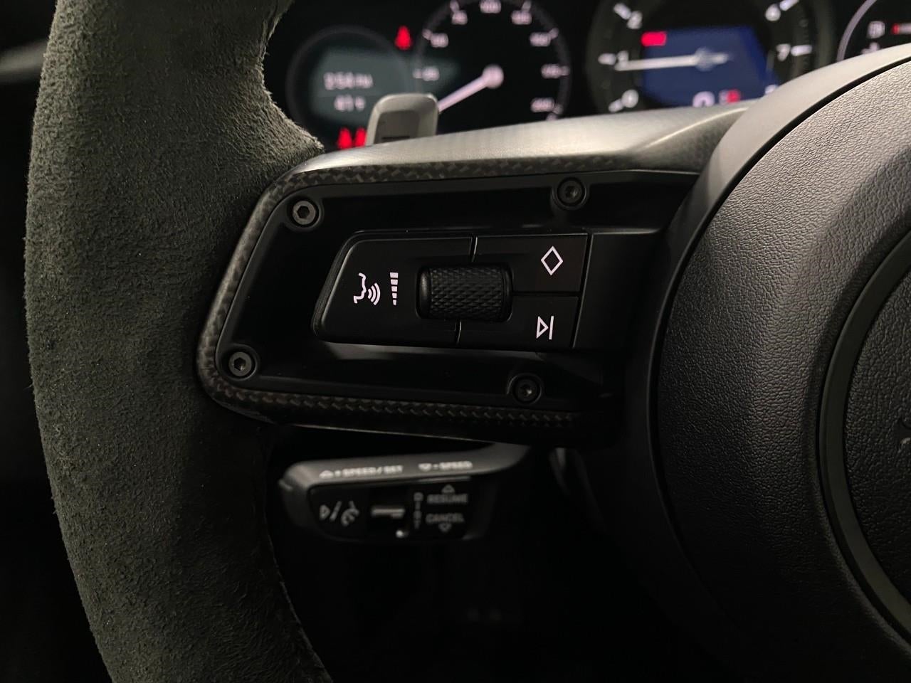 2024 Porsche 911 Carrera