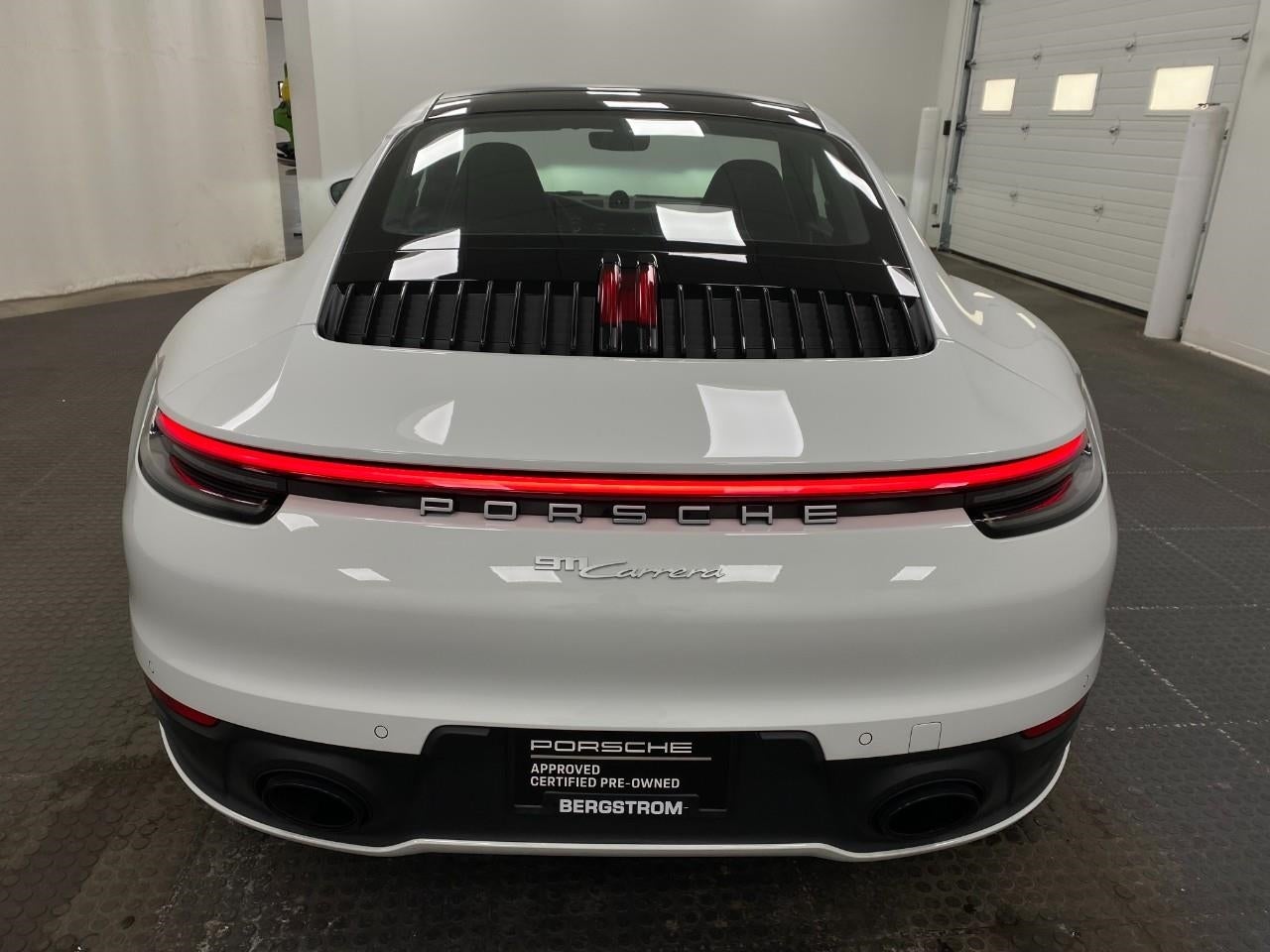 2024 Porsche 911 Carrera