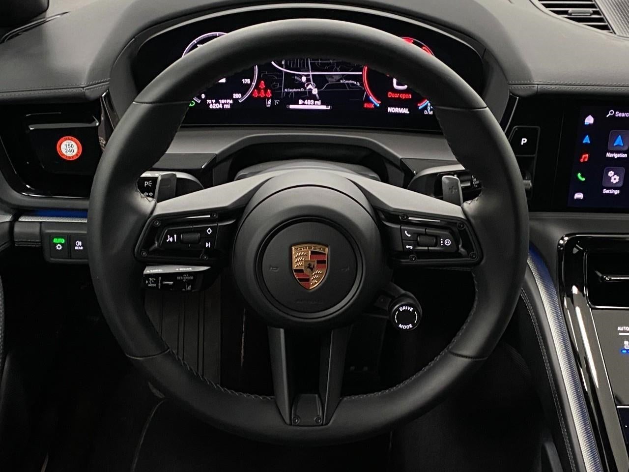 2025 Porsche Panamera 4