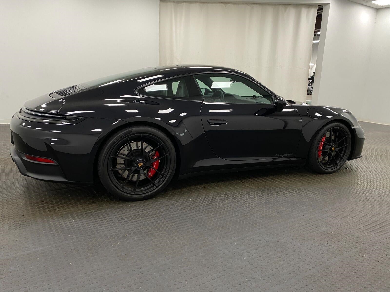 2026 Porsche 911 Carrera GTS