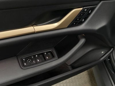 2025 Porsche Taycan 4S