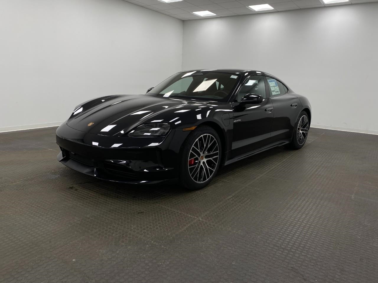 2026 Porsche Taycan 4S