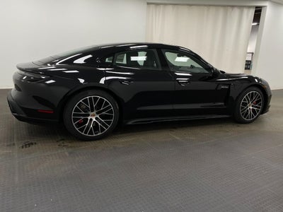 2026 Porsche Taycan 4S