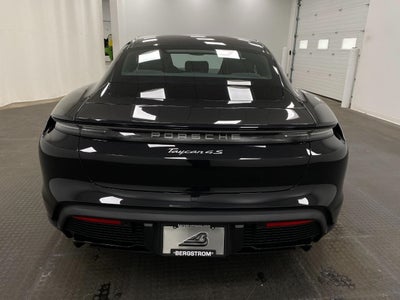 2026 Porsche Taycan 4S