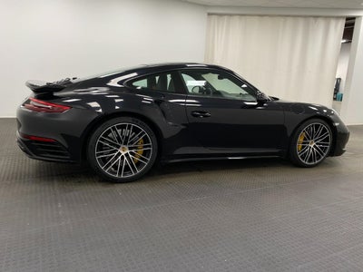 2019 Porsche 911 Turbo S