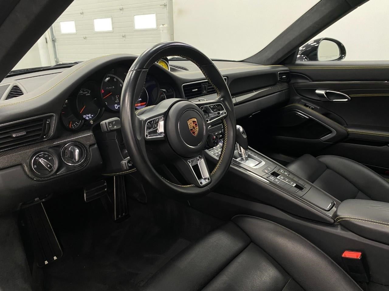 2019 Porsche 911 Turbo S