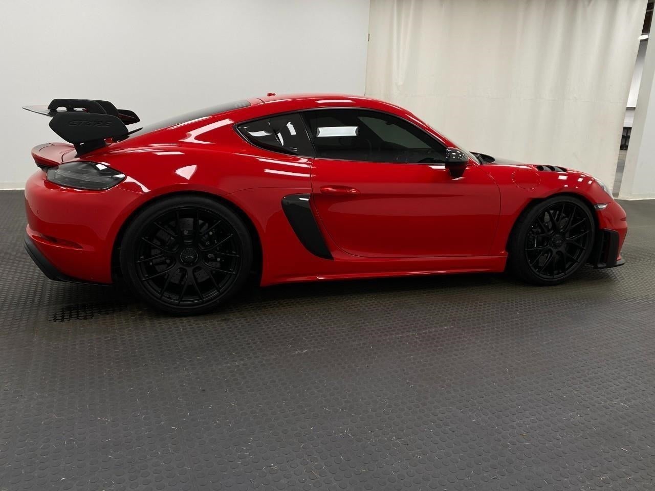 2025 Porsche 718 Cayman GT4 RS