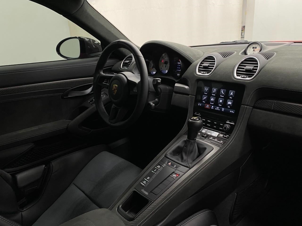 2025 Porsche 718 Cayman GT4 RS