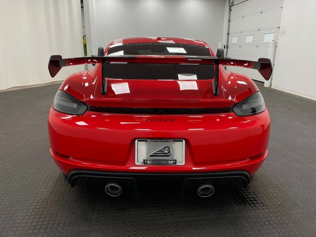 2025 Porsche 718 Cayman GT4 RS