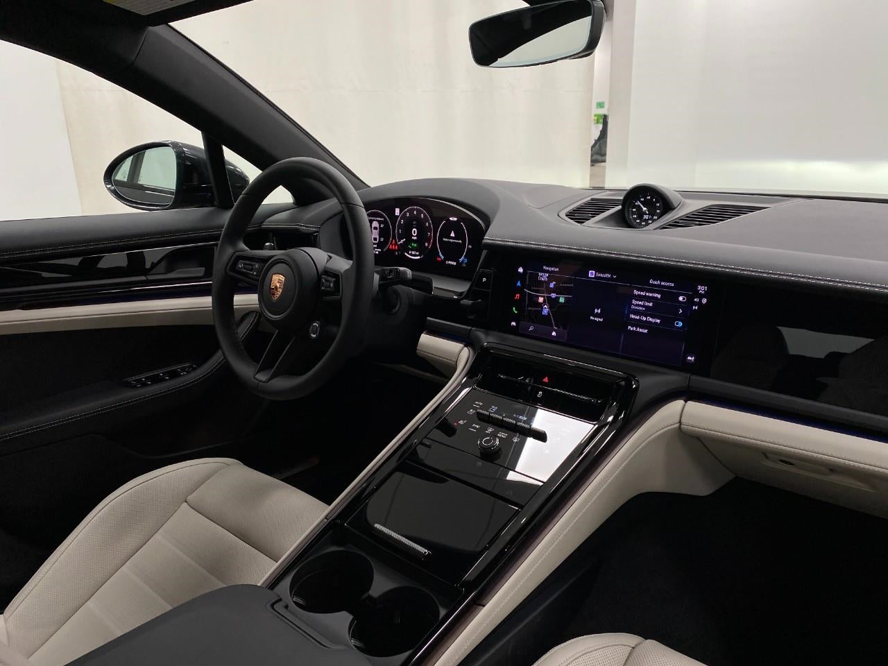 2026 Porsche Panamera 4 E-Hybrid