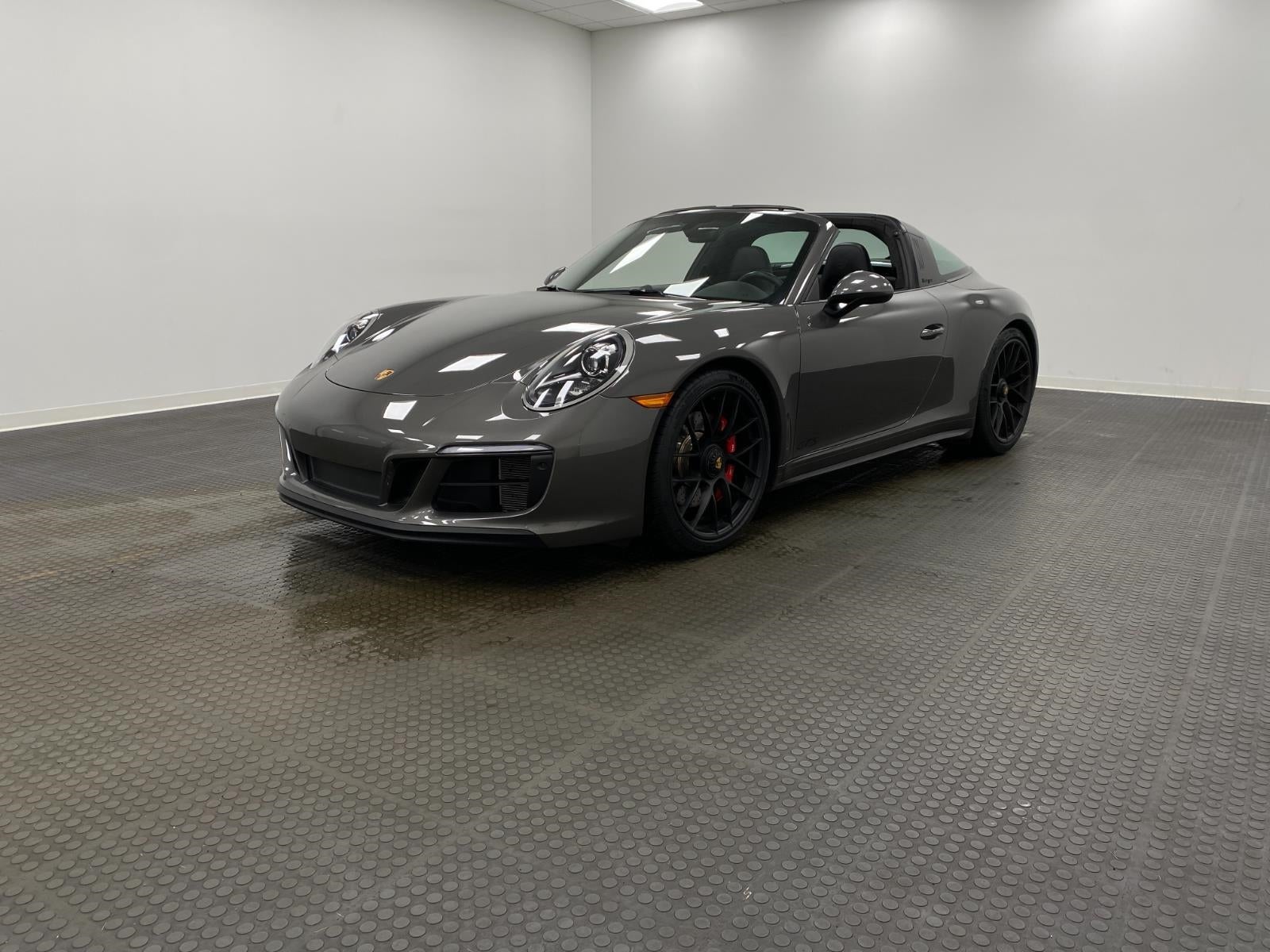 2019 Porsche 911 4 GTS