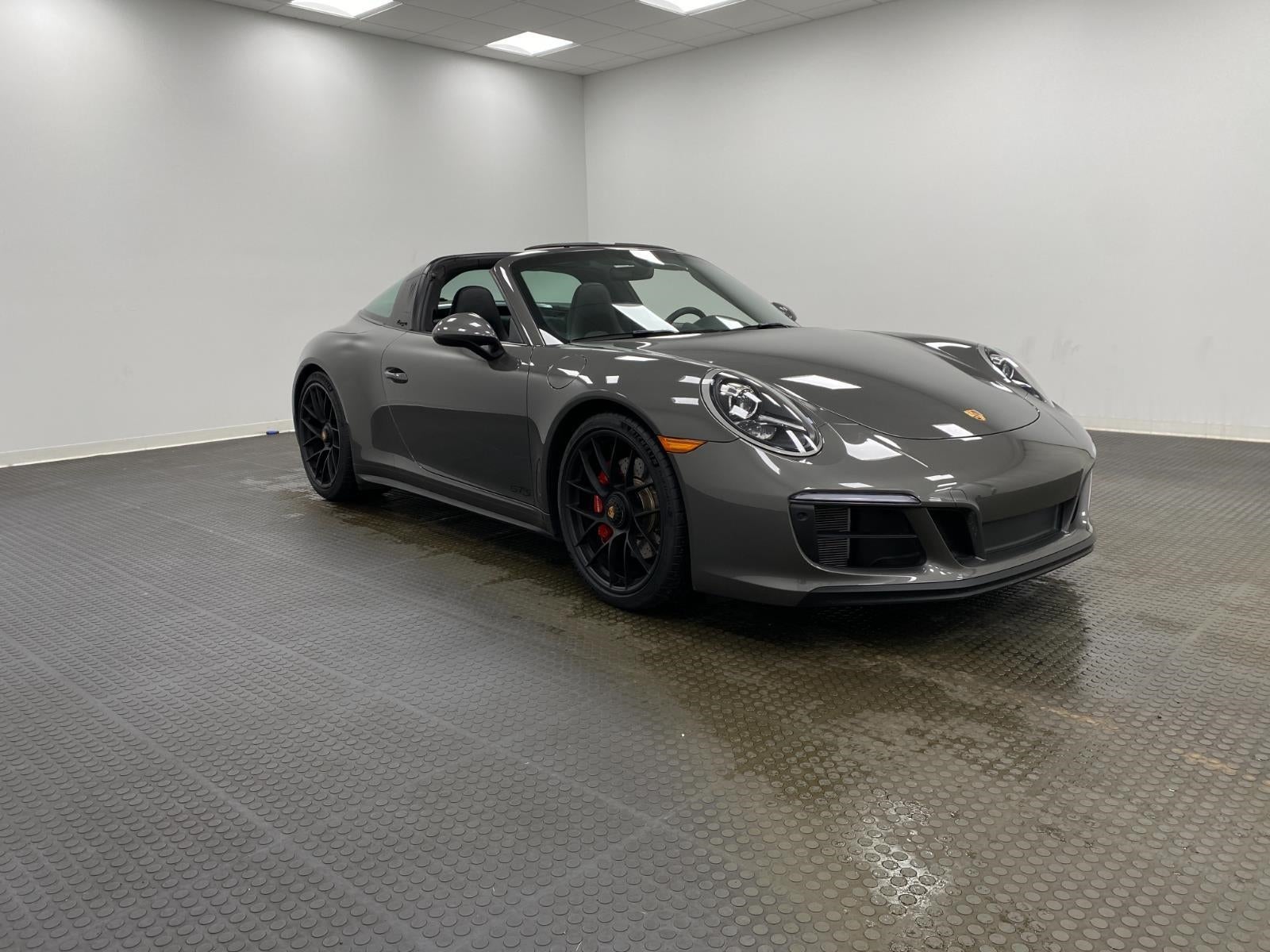 2019 Porsche 911 4 GTS