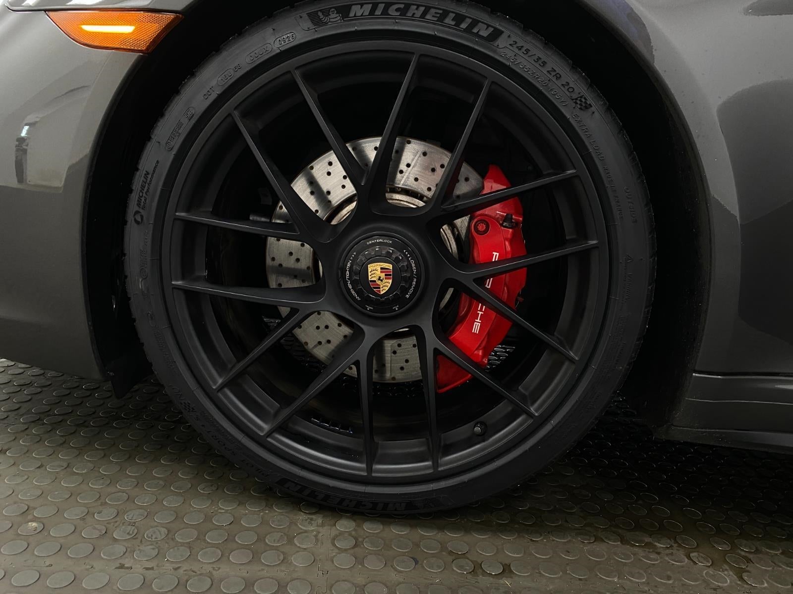 2019 Porsche 911 4 GTS