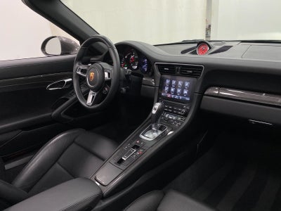 2019 Porsche 911 4 GTS