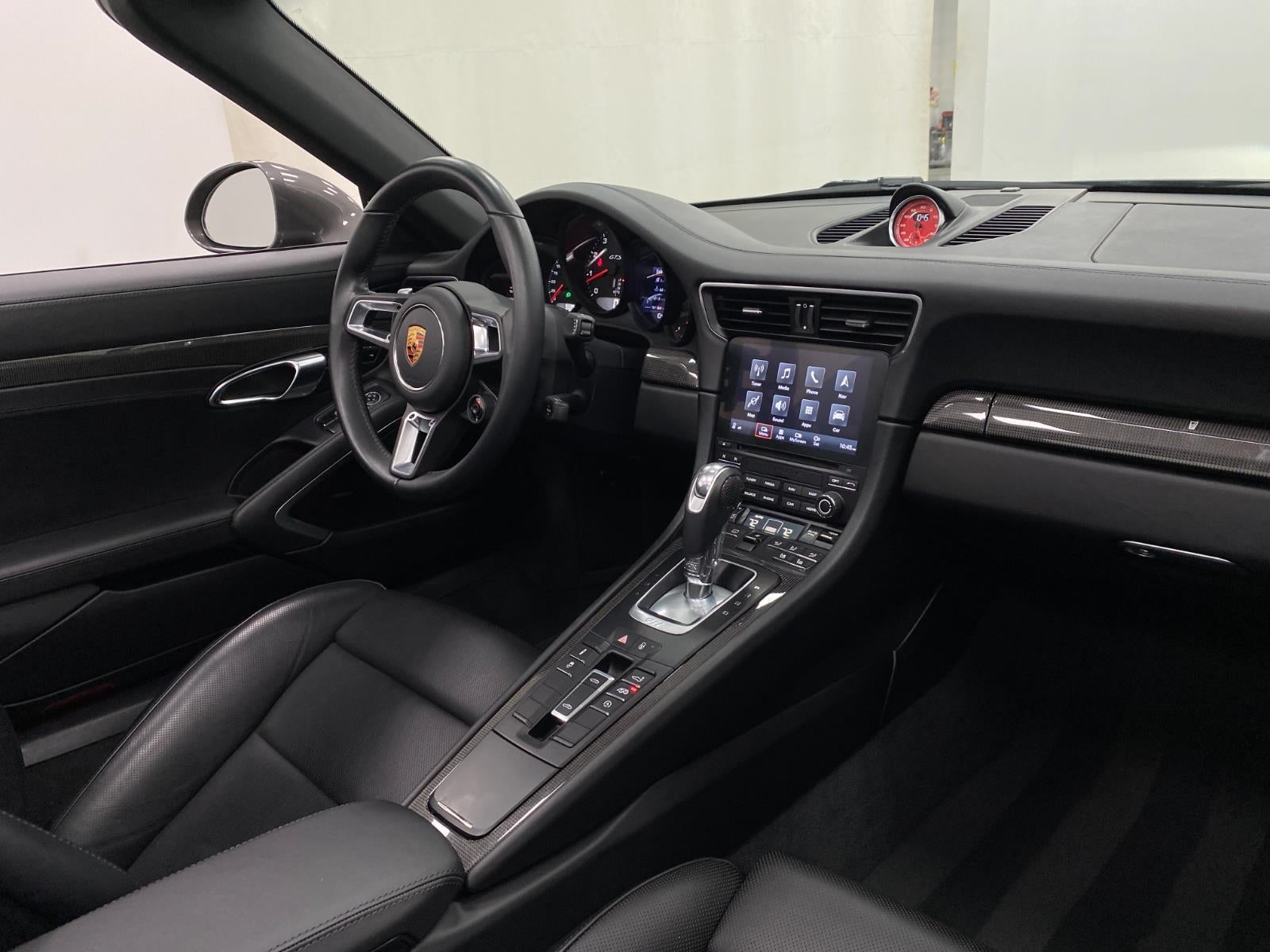 2019 Porsche 911 4 GTS