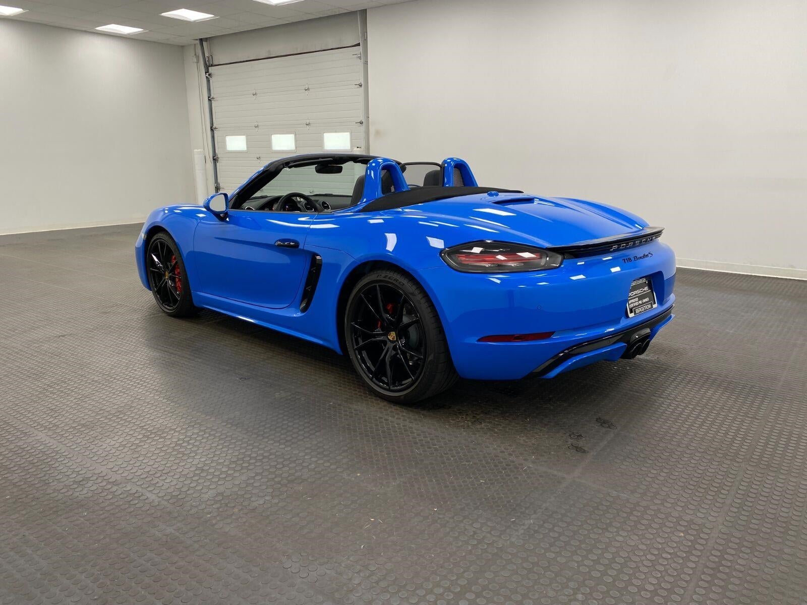 2024 Porsche 718 Boxster S