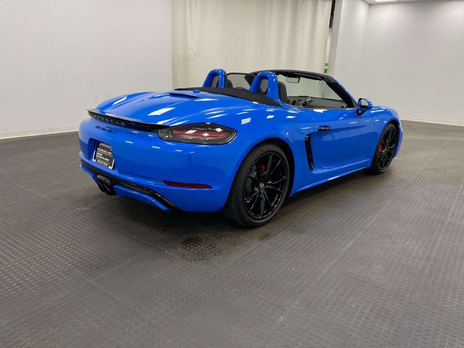 2024 Porsche 718 Boxster S