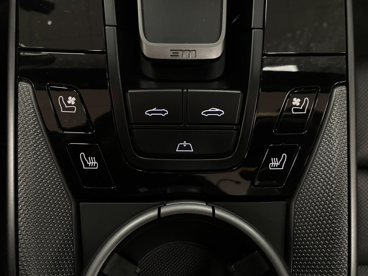 2020 Porsche 911 Carrera S