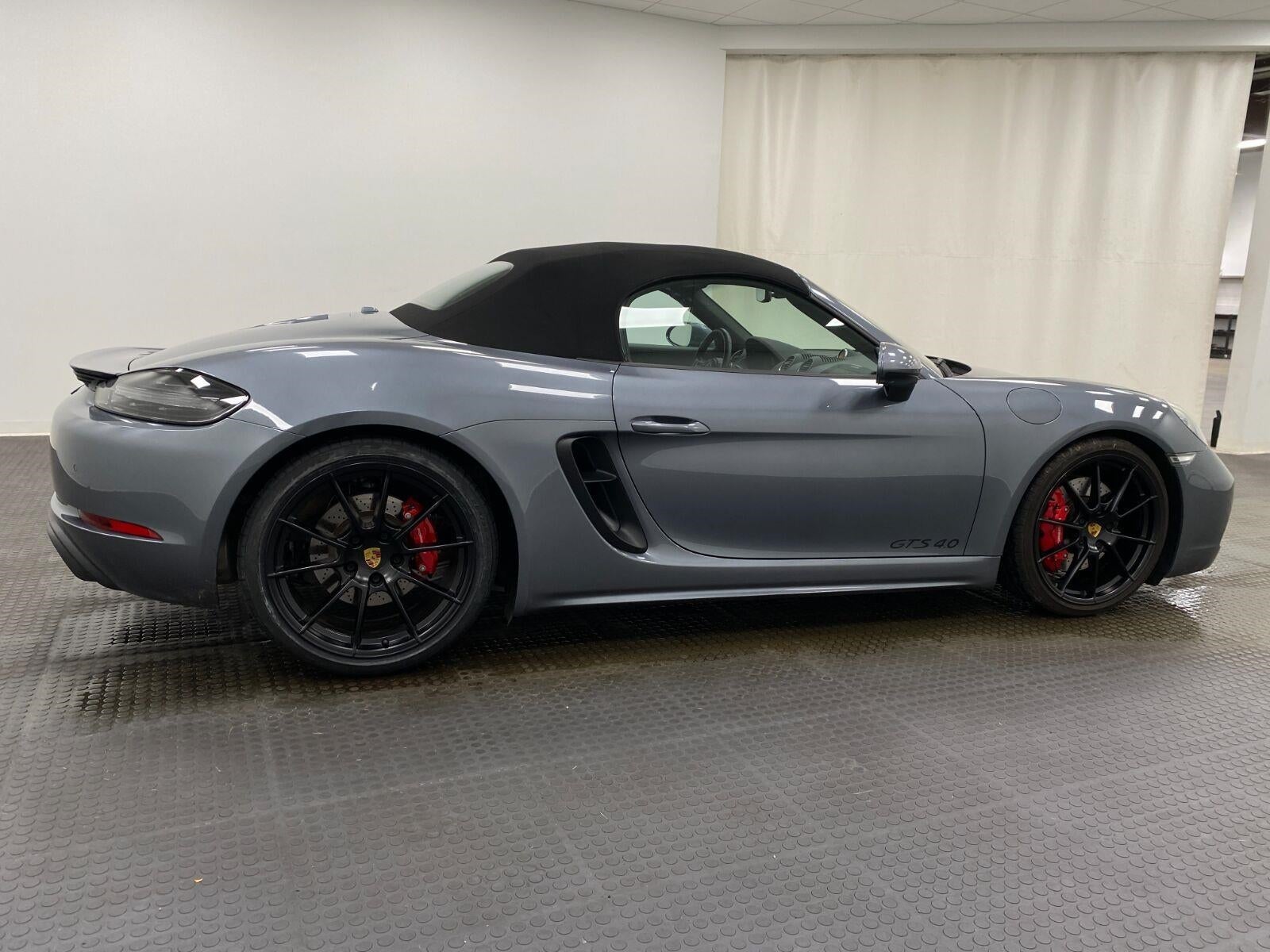 2025 Porsche 718 Boxster GTS 4.0