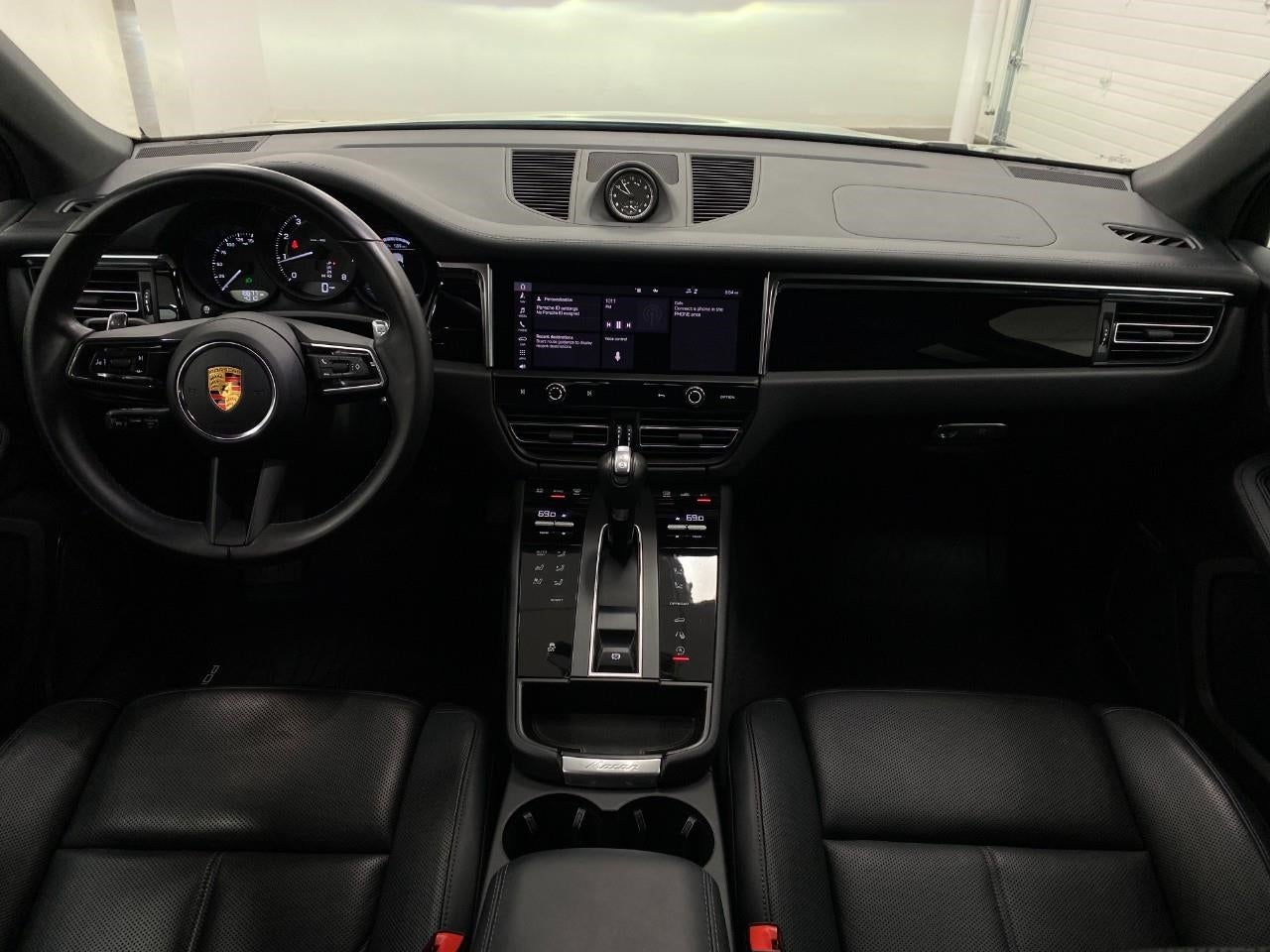 2023 Porsche Macan AWD