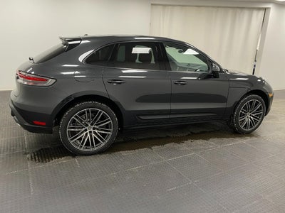 2026 Porsche Macan AWD