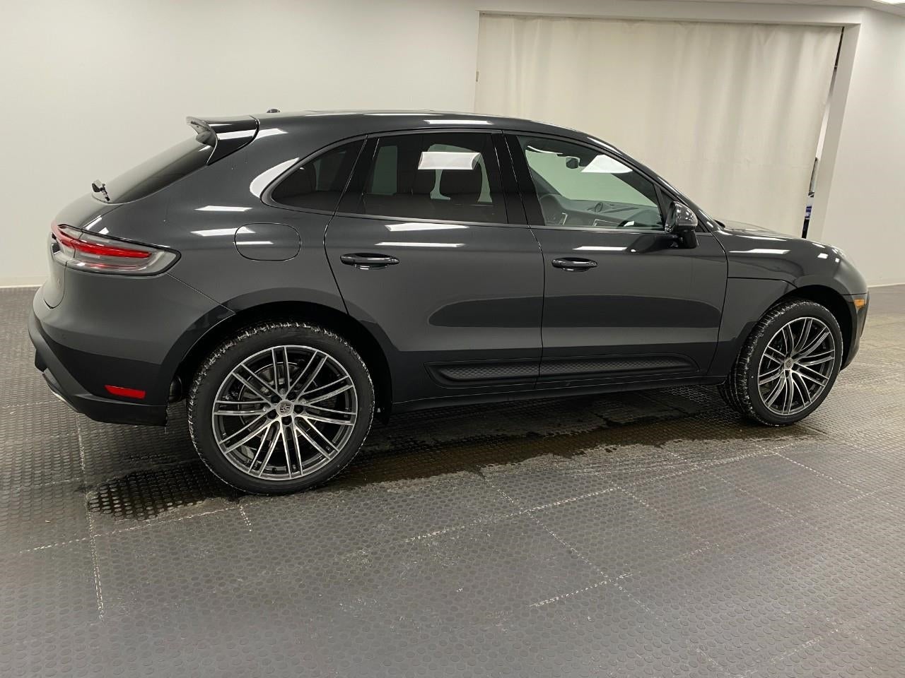 2026 Porsche Macan AWD