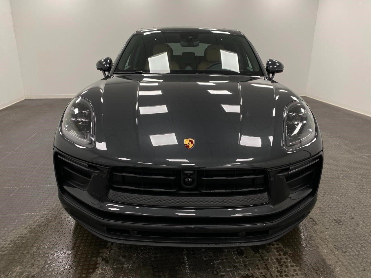 2026 Porsche Macan AWD