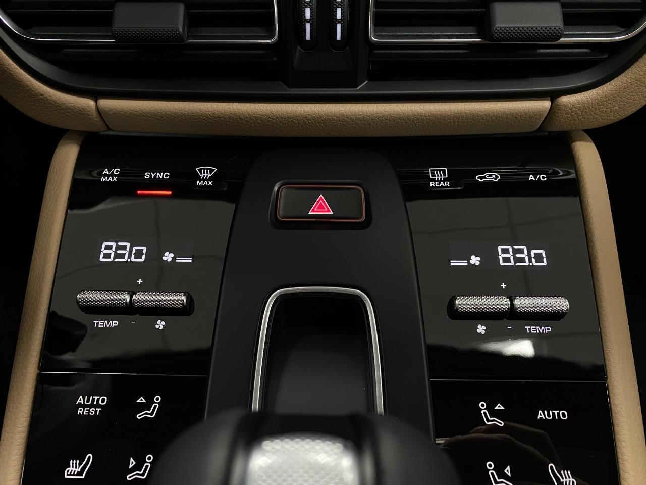 2026 Porsche Macan AWD