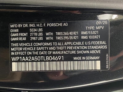 2026 Porsche Macan AWD