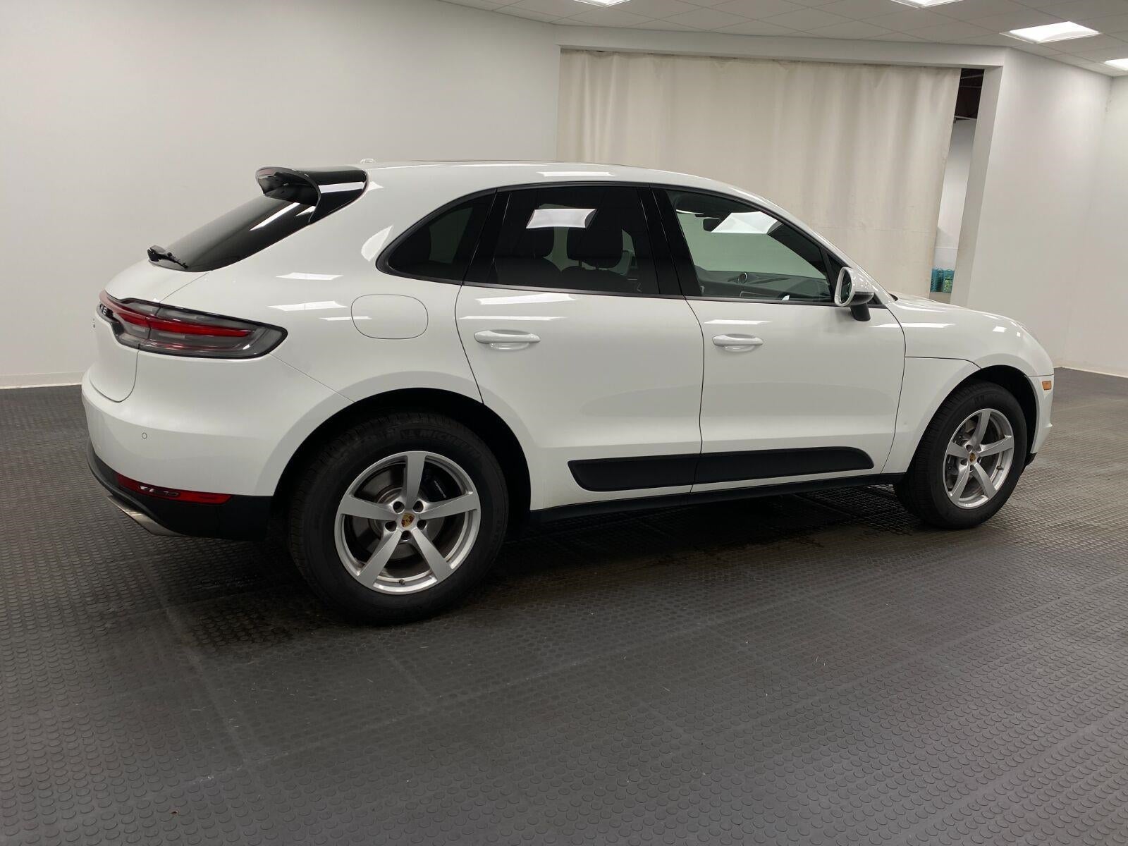 2021 Porsche Macan AWD
