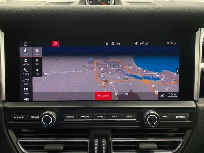 2021 Porsche Macan AWD