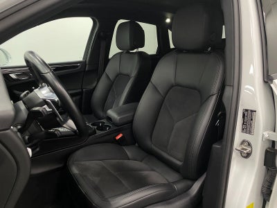 2021 Porsche Macan AWD